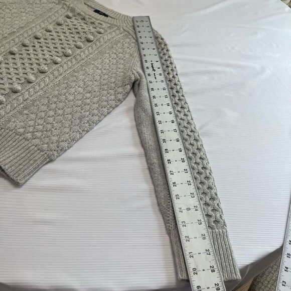 J. Crew Grey Pom Pom Cable Knit Sweater Pullover Fisherman Size Small - Picture 4 of 9